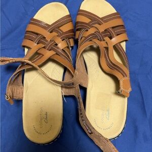 Clarks Women's Tan and Brown Strappy Sandals